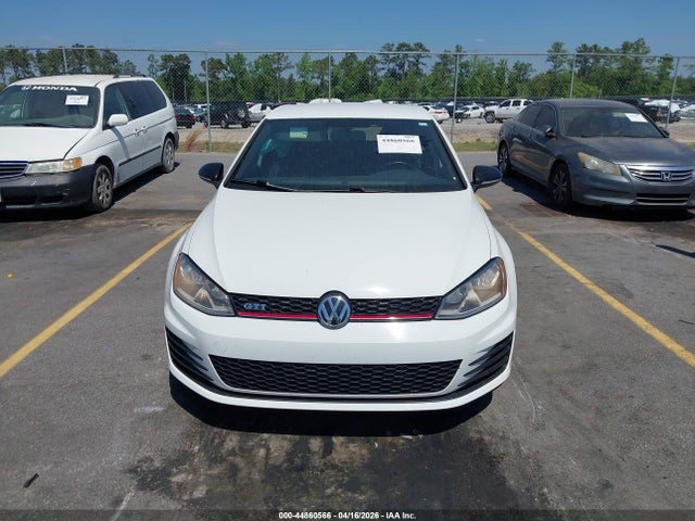 2015 Volkswagen Golf Gti 2.0t S 4-door მანქანა იყიდება აუქციონზე, vin: 3VW4T7AU9FM057920, აუქციონის ნომერი: 44860566