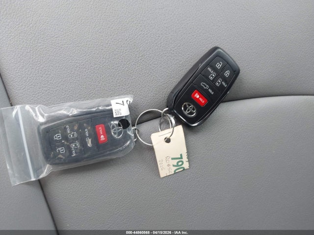 Продаж на аукціоні авто 2026 Toyota Sienna Xle, vin: 5TDYRKEC1TS299782, номер лоту: 44860568