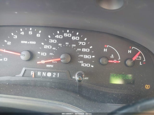 44860571 :رقم المزاد ، 1FBSS31L38DA78519 vin ، 2008 Ford E-350 Super Duty Xl/xlt مزاد بيع