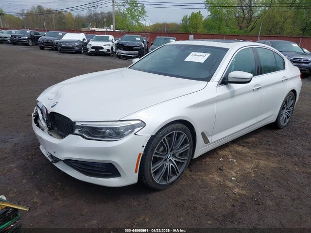 44860661 :رقم المزاد ، WBAJE5C38HG917034 vin ، 2017 Bmw 540i مزاد بيع