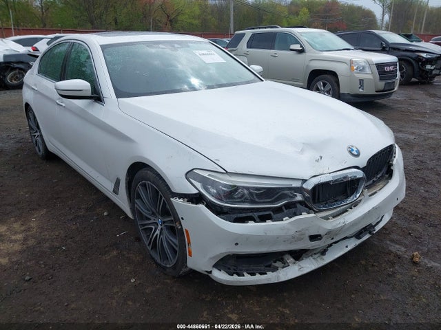 44860661 :رقم المزاد ، WBAJE5C38HG917034 vin ، 2017 Bmw 540i مزاد بيع