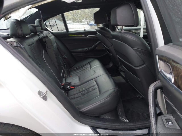 44860661 :رقم المزاد ، WBAJE5C38HG917034 vin ، 2017 Bmw 540i مزاد بيع