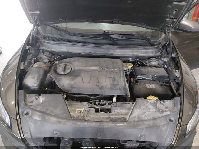 2015 Jeep Cherokee Trailhawk მანქანა იყიდება აუქციონზე, vin: 1C4PJMBS1FW520702, აუქციონის ნომერი: 44860665