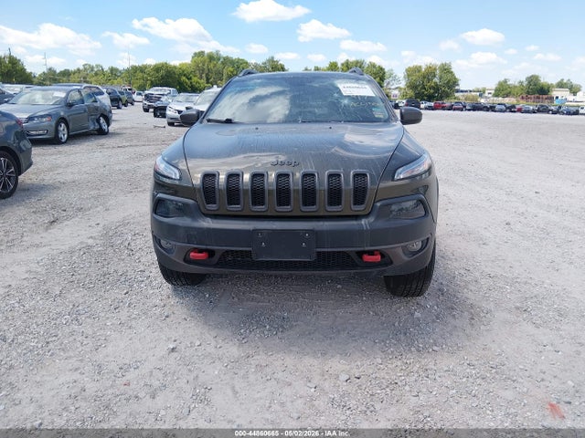 2015 Jeep Cherokee Trailhawk მანქანა იყიდება აუქციონზე, vin: 1C4PJMBS1FW520702, აუქციონის ნომერი: 44860665