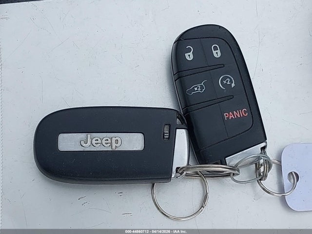 44860712 :رقم المزاد ، 1C4RJFCG7EC214019 vin ، 2014 Jeep Grand Cherokee Overland مزاد بيع