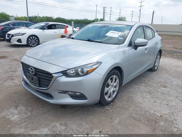 Продаж на аукціоні авто 2018 Mazda Mazda3 Sport, vin: 3MZBN1U76JM233366, номер лоту: 44860734