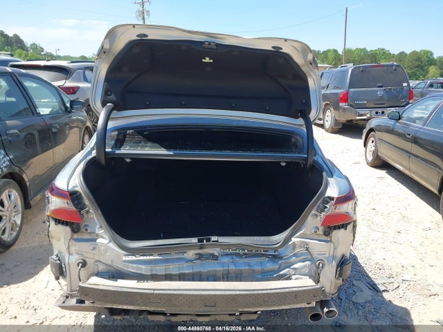 44860768 :رقم المزاد ، 4T1T11BK7MU042965 vin ، 2021 Toyota Camry Se Awd مزاد بيع