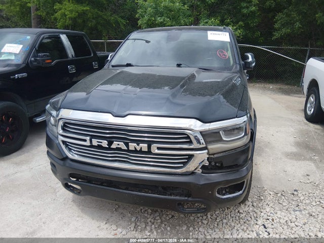 1C6RREDTXLN306054 RAM 1500 Laramie 4x2 6&#039;4 Box