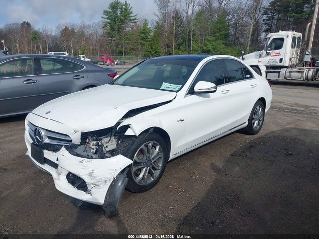 2017 Mercedes-benz C 300 4matic მანქანა იყიდება აუქციონზე, vin: 55SWF4KB4HU185552, აუქციონის ნომერი: 44860813
