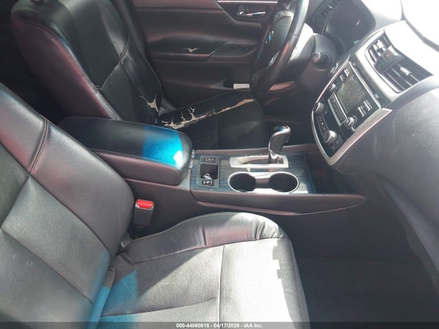 1N4AL3AP5JC194300 Nissan Altima 2.5 Sl
