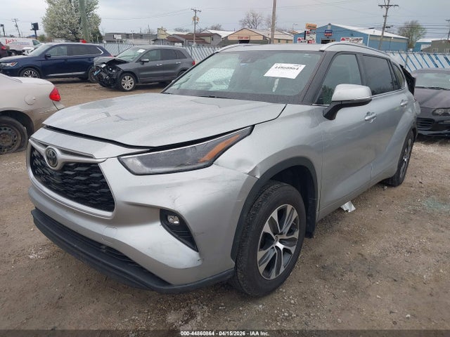 Aukcja sprzedaży 2021 Toyota Highlander Xle, vin: 5TDGZRBHXMS555133, numer aukcji: 44860864