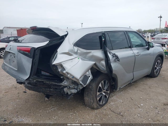 Aukcja sprzedaży 2021 Toyota Highlander Xle, vin: 5TDGZRBHXMS555133, numer aukcji: 44860864