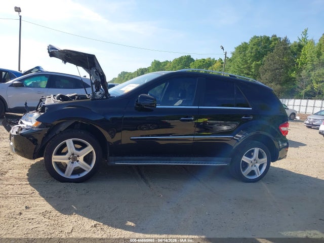 Продажа на аукционе авто 2011 Mercedes-benz Ml 550 4matic, vin: 4JGBB7CB5BA655885, номер лота: 44860865