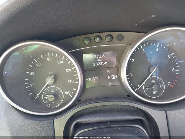 Продажа на аукционе авто 2011 Mercedes-benz Ml 550 4matic, vin: 4JGBB7CB5BA655885, номер лота: 44860865