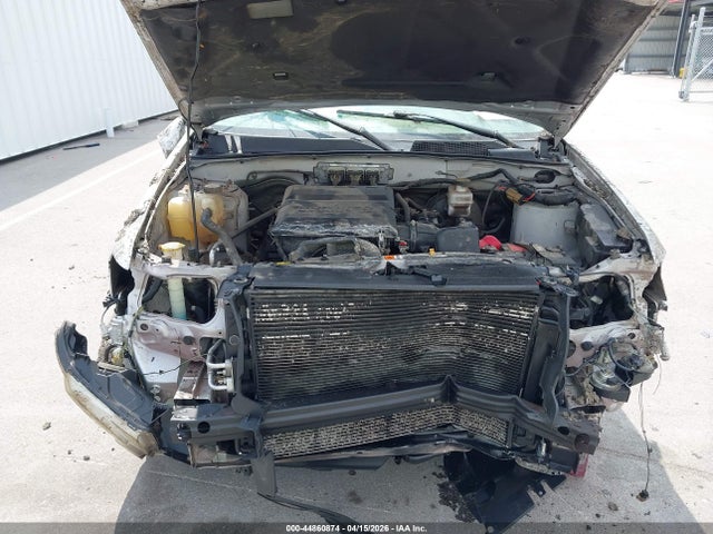 44860874 :رقم المزاد ، 1FMCU0EG5AKD45887 vin ، 2010 Ford Escape Limited مزاد بيع