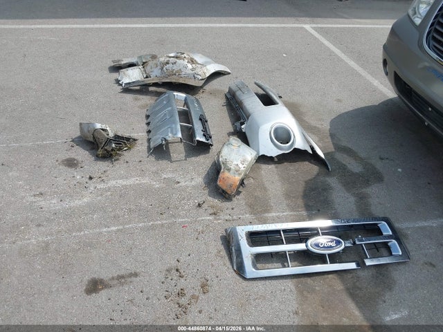 44860874 :رقم المزاد ، 1FMCU0EG5AKD45887 vin ، 2010 Ford Escape Limited مزاد بيع
