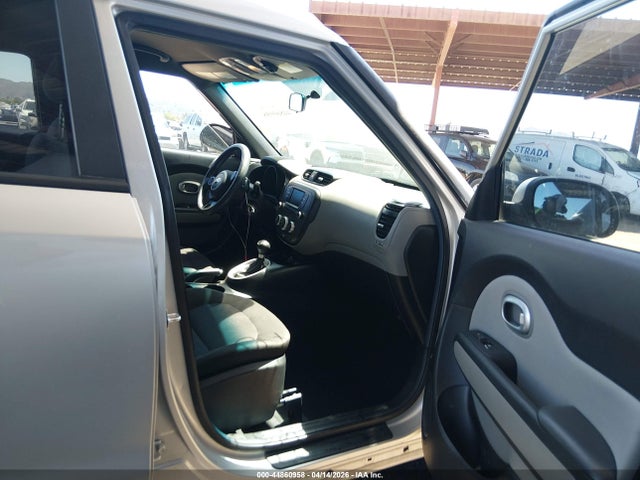 Продажа на аукционе авто 2017 Kia Soul, vin: KNDJN2A25H7445760, номер лота: 44860958
