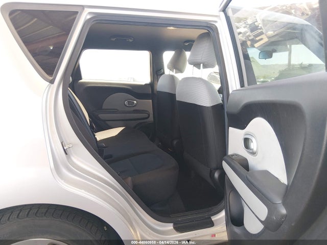 Продажа на аукционе авто 2017 Kia Soul, vin: KNDJN2A25H7445760, номер лота: 44860958