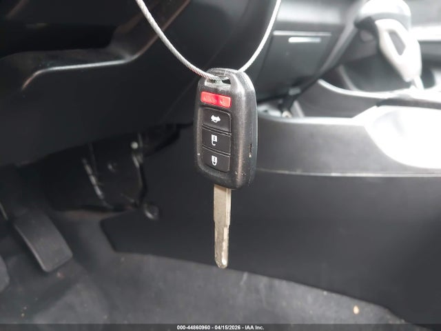 44860960 :رقم المزاد ، 19XFB2F50FE289190 vin ، 2015 Honda Civic Lx مزاد بيع