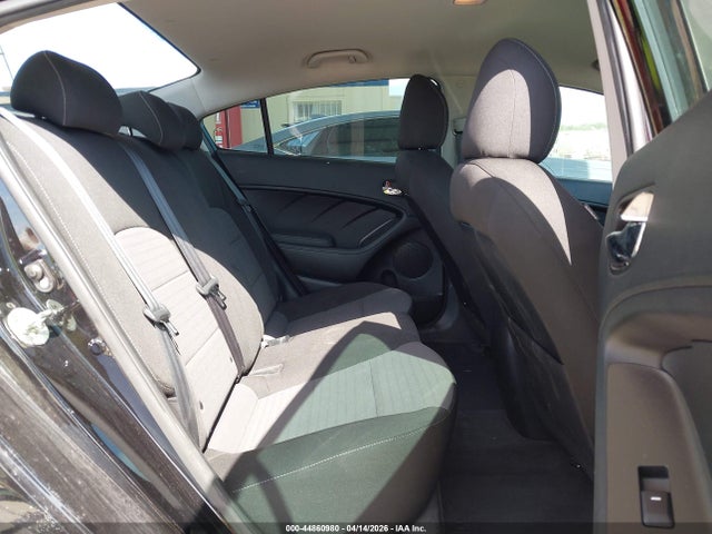 Продажа на аукционе авто 2018 Kia Forte S, vin: 3KPFL4A72JE283823, номер лота: 44860980