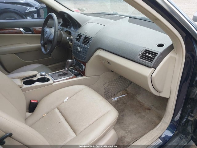2011 MERCEDES-BENZ C 300 WDDGF8BB9BR134164 Photo 4