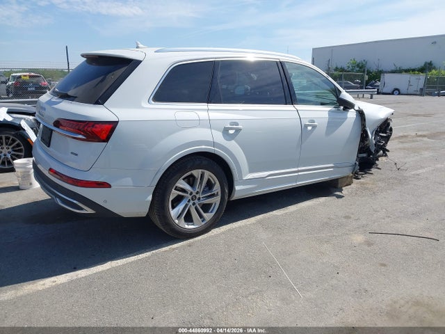 2023 Audi Q7 Premium Plus 45 Tfsi Quattro Tiptronic მანქანა იყიდება აუქციონზე, vin: WA1LCBF72PD019425, აუქციონის ნომერი: 44860992