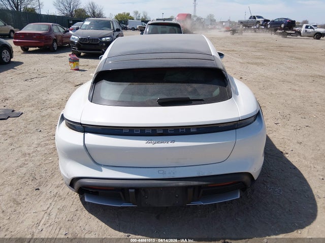 Продажа на аукционе авто 2022 Porsche Taycan Cross Turismo 4, vin: WP0BA2Y14NSA67181, номер лота: 44861013