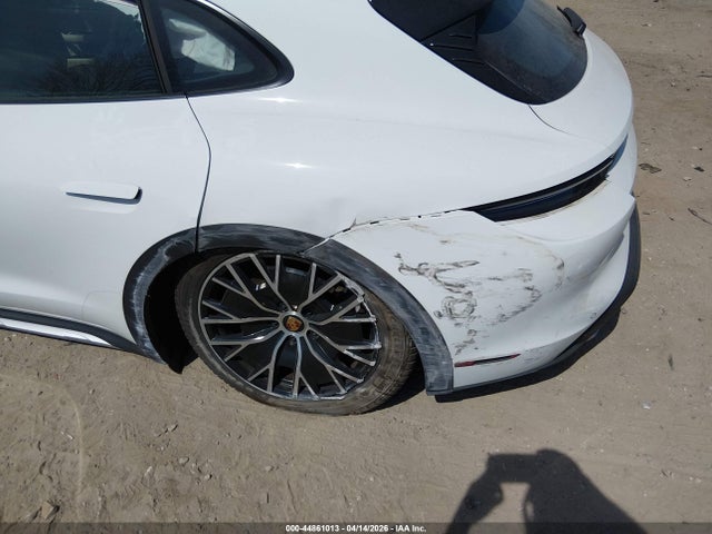 Продажа на аукционе авто 2022 Porsche Taycan Cross Turismo 4, vin: WP0BA2Y14NSA67181, номер лота: 44861013