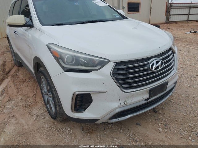 KM8SM4HF7HU220667 Hyundai Santa Fe Se