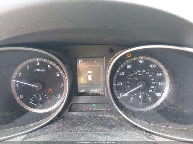KM8SM4HF7HU220667 Hyundai Santa Fe Se