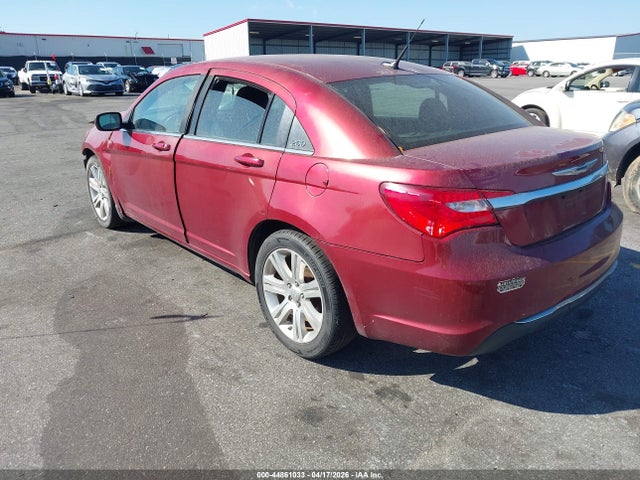 Продажа на аукционе авто 2011 Chrysler 200 Touring, vin: 1C3BC1FB0BN570573, номер лота: 44861033