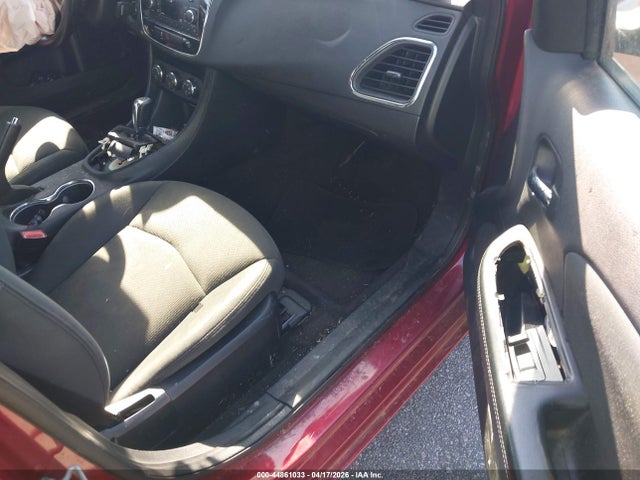Продажа на аукционе авто 2011 Chrysler 200 Touring, vin: 1C3BC1FB0BN570573, номер лота: 44861033