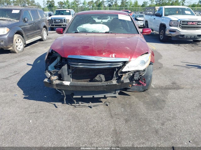 Продажа на аукционе авто 2011 Chrysler 200 Touring, vin: 1C3BC1FB0BN570573, номер лота: 44861033
