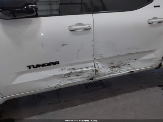 Aukcja sprzedaży 2022 Toyota Tundra Sr5, vin: 5TFLA5EC2NX001255, numer aukcji: 44861066