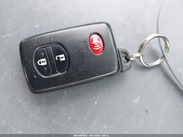 Продажа на аукционе авто 2011 Toyota Prius Two, vin: JTDKN3DU8B1376015, номер лота: 44861072