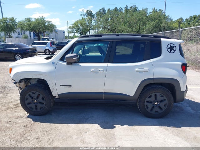 Aukcja sprzedaży 2017 Jeep Renegade Deserthawk 4x4, vin: ZACCJBCB1HPE89341, numer aukcji: 44861083