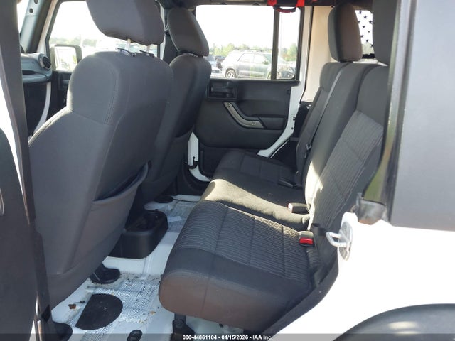 2011 Jeep Wrangler Unlimited Sport მანქანა იყიდება აუქციონზე, vin: 1J4BA3H14BL562354, აუქციონის ნომერი: 44861104