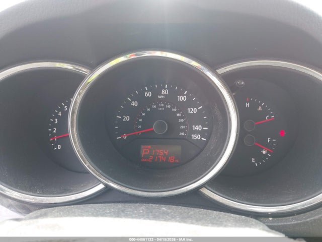 Auction sale of the 2011 Kia Sorento Lx, vin: 5XYKT3A15BG182090, lot number: 44861123