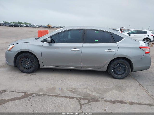 2014 Nissan Sentra S მანქანა იყიდება აუქციონზე, vin: 3N1AB7AP9EY261520, აუქციონის ნომერი: 44861165