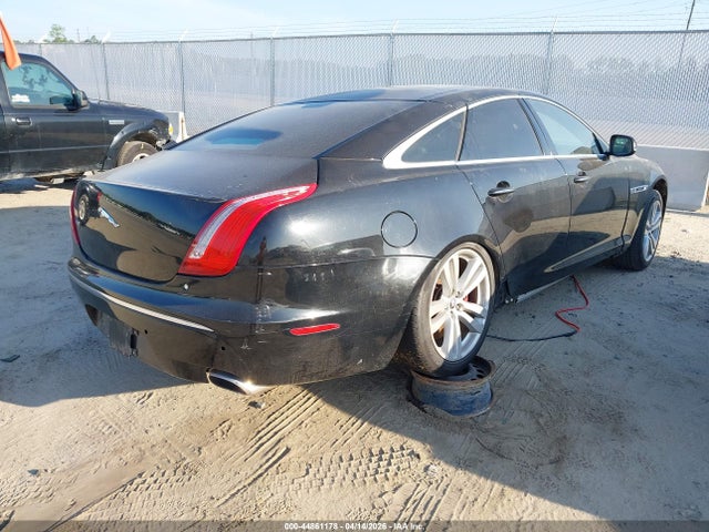 2012 JAGUAR XJ SAJWA3HE6CMV32456 Photo 3