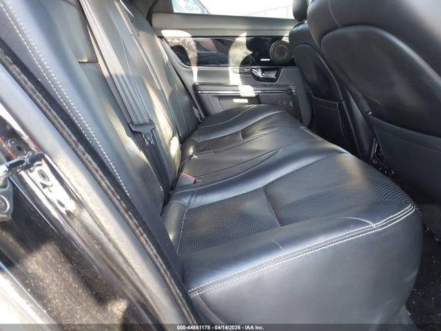 2012 JAGUAR XJ SAJWA3HE6CMV32456 Photo 7