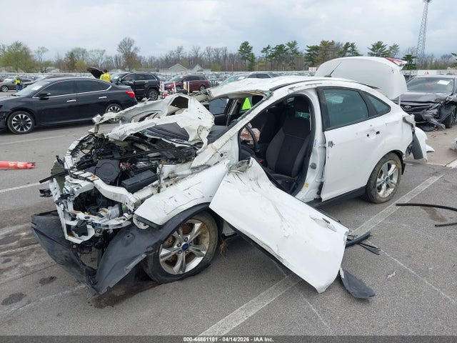Ford FOCUS SE 2014 1FADP3F29EL162874 Image 2