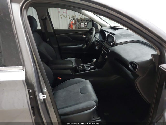 5NMS2CAD7KH119933 Hyundai Santa Fe Se