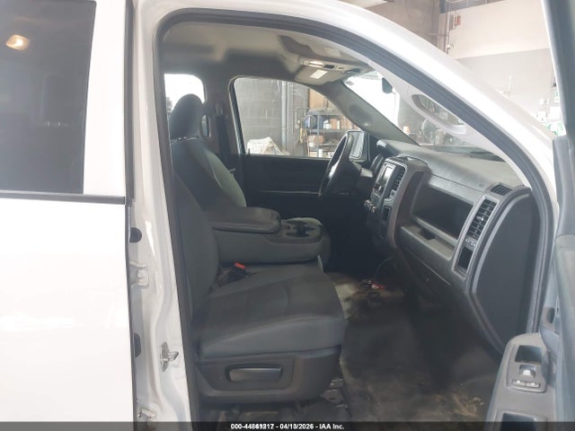 2018 Ram 1500 Tradesman  4x4 6'4 Box მანქანა იყიდება აუქციონზე, vin: 1C6RR7FG2JS284450, აუქციონის ნომერი: 44861217