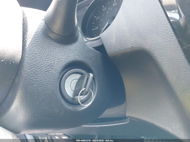 Продажа на аукционе авто 2017 Nissan Rogue S, vin: KNMAT2MT0HP546652, номер лота: 44861219