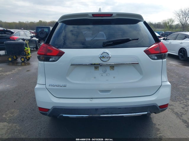 Продажа на аукционе авто 2017 Nissan Rogue S, vin: KNMAT2MT0HP546652, номер лота: 44861219