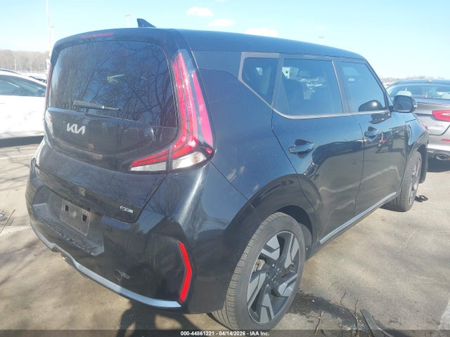Продажа на аукционе авто 2023 Kia Soul Gt-line, vin: KNDJ53AU1P7849693, номер лота: 44861221
