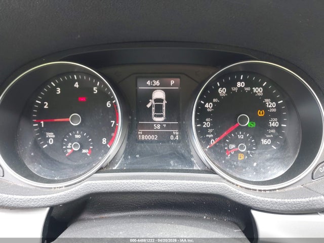 2018 Volkswagen Passat 2.0t R-line/2.0t S მანქანა იყიდება აუქციონზე, vin: 1VWAA7A33JC051475, აუქციონის ნომერი: 44861222