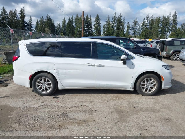 Продаж на аукціоні авто 2023 Chrysler Pacifica Touring L, vin: 2C4RC1BG3PR566913, номер лоту: 44861249