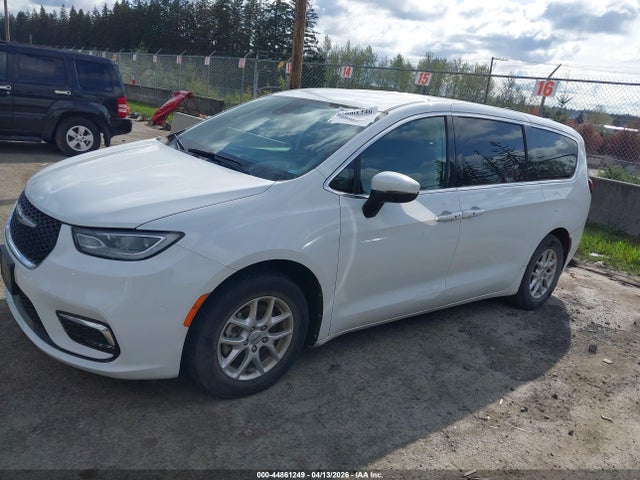 Продаж на аукціоні авто 2023 Chrysler Pacifica Touring L, vin: 2C4RC1BG3PR566913, номер лоту: 44861249